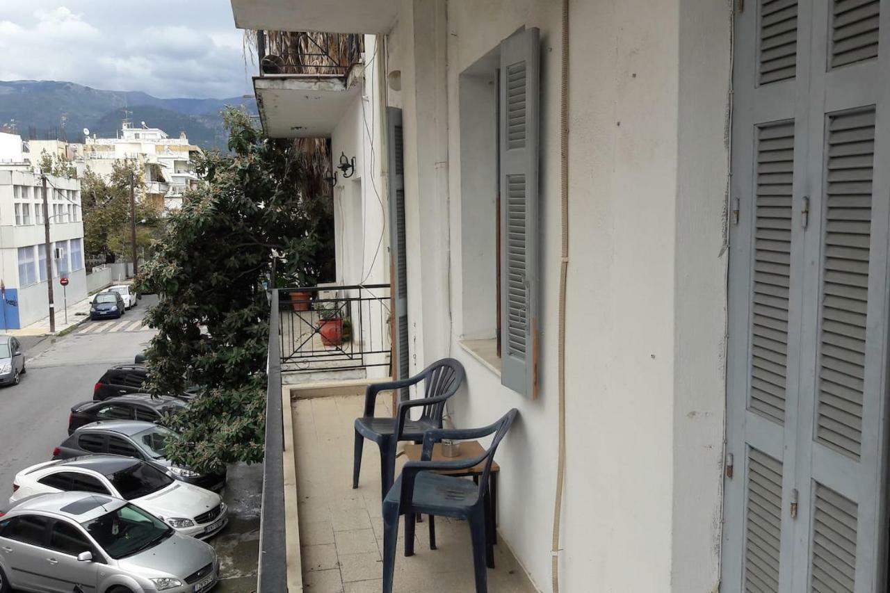 Kalamata Cozy Apartment Exterior photo